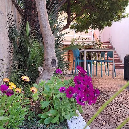 La Perla Del Mare Homestay *